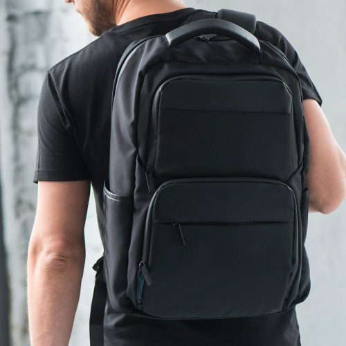 Рюкзак SPARK c RFID защитой (черный)